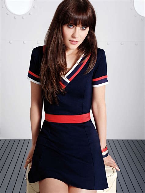 10 stunning photos of Zooey Deschanel .